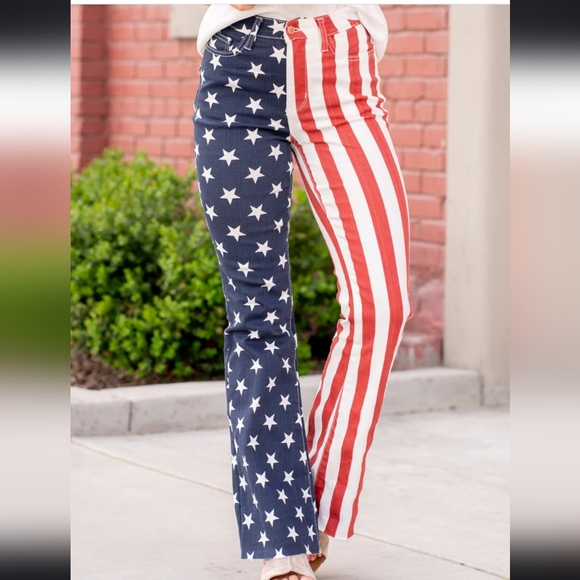 Judy Blues Patriotic Star and Stripe Jeans - Picture 1 of 4